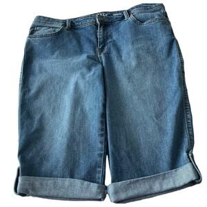 STYLE & CO. HIGH-RISE STRAIGHT CUFFED LEG JEAN CAPRIS, WOMENS, 12, DENIM BLUE